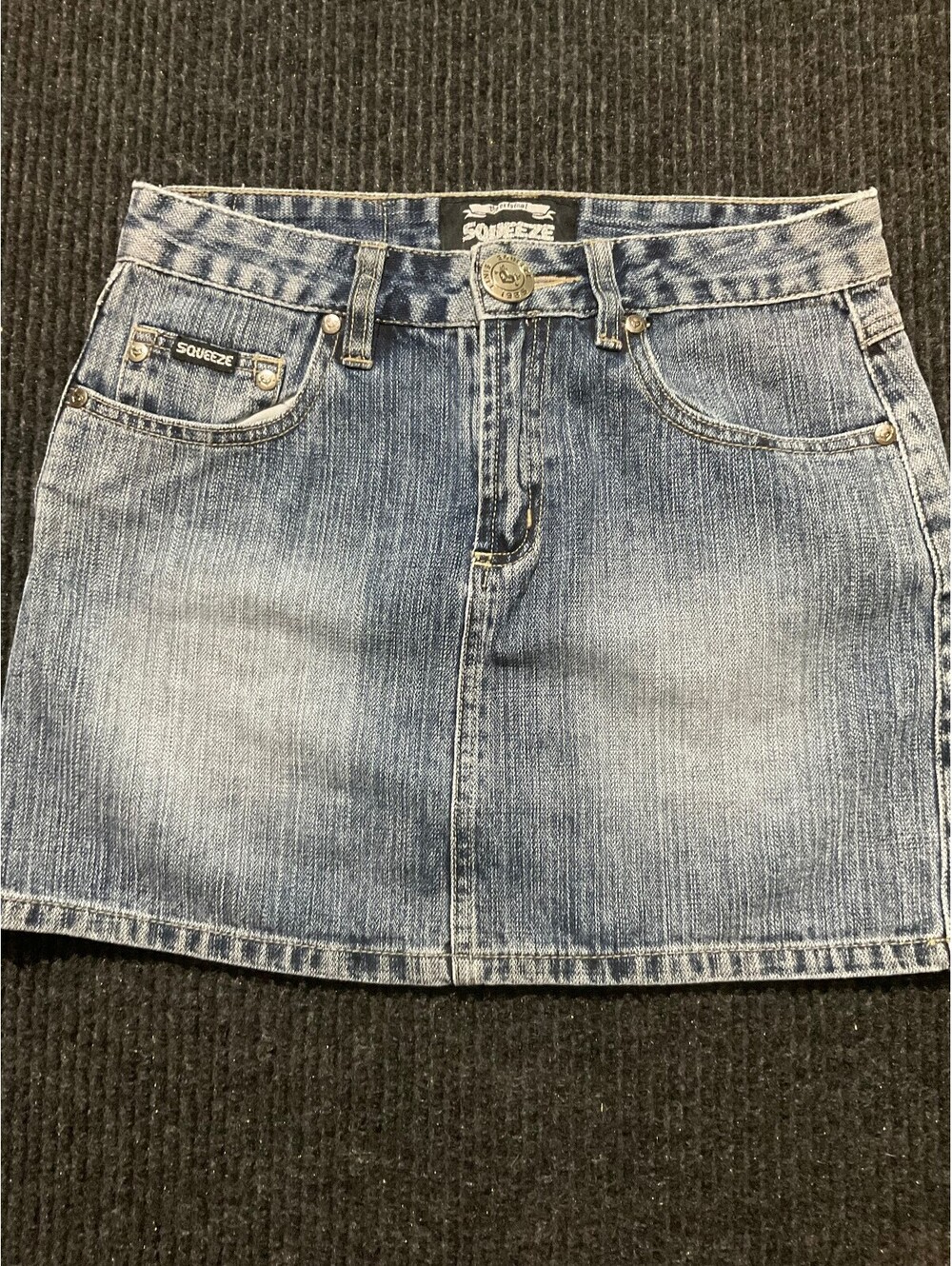 Squeeze Jeans Women's Blue Vintage Denim low-rise Mini Skirt Size 3/4